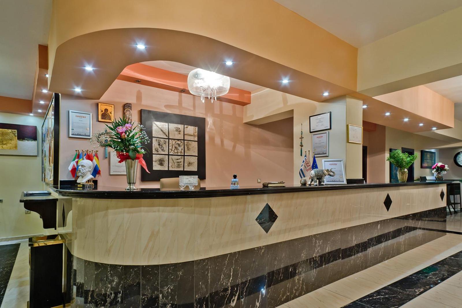 Socrates Hotel Apartments Karpathos Exterior foto